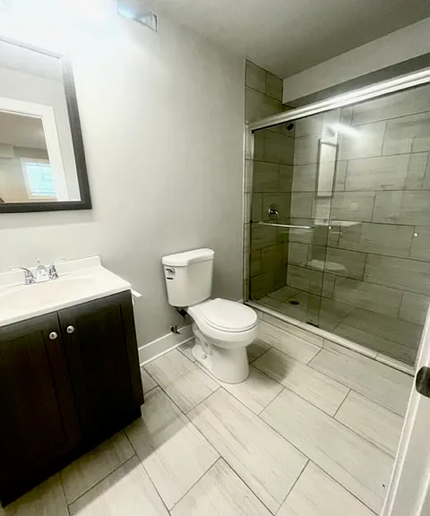 4450 N Winchester Ave #G — Photo 21