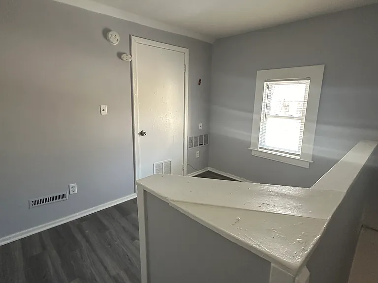 165 Starr St #2A — Photo 37