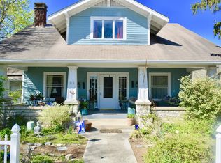 316 College St E, Fayetteville, TN 37334