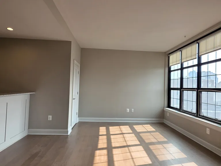 216 Arch St #715 — Photo 10
