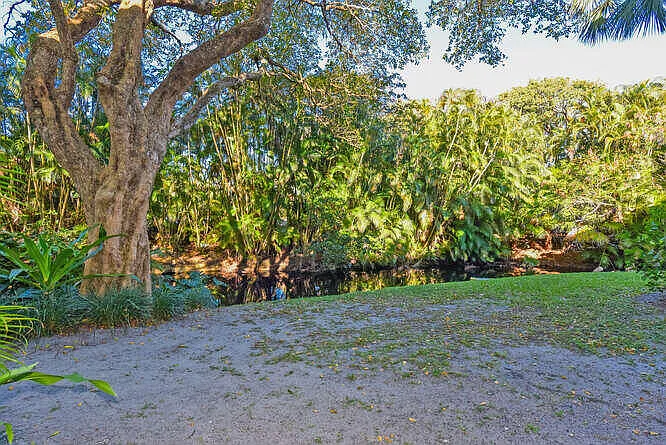1605 S US Highway 1 #E103 — Photo 25