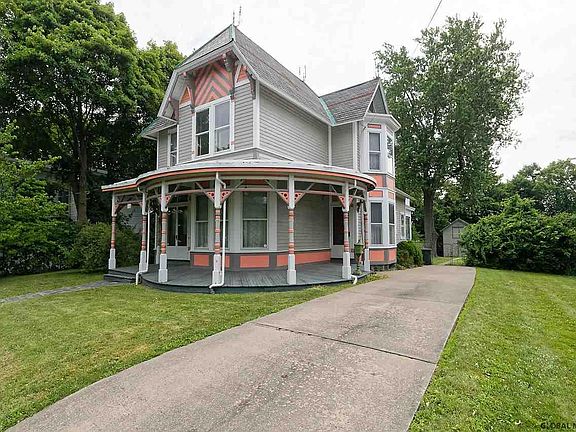 2nd image of 16 Imperial Ave