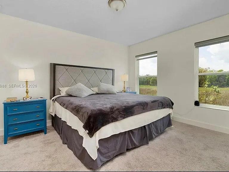 1136 Papaya Cir — Photo 28