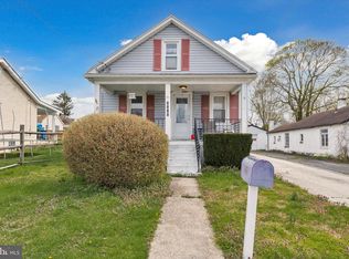 2111 Ferncroft Ave, Upper Chichester, PA 19061