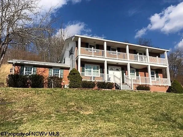 2482 Jones Run Rd, Lumberport, WV 26386