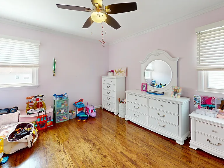 502 Winchester Ave — Photo 14