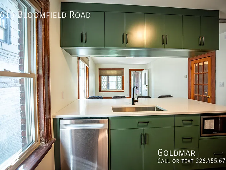 3615 Bloomfield Rd — Photo 2