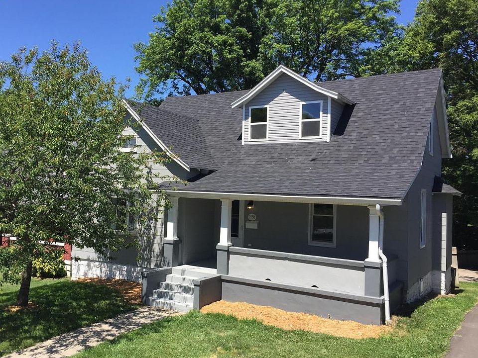 1st image of 220 Brooks St