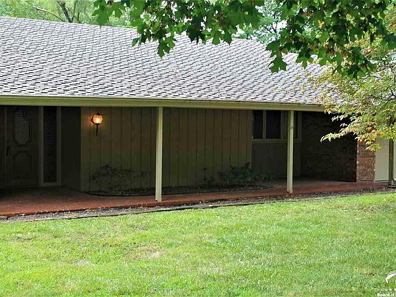 3rd image of 47 Winona Ave
