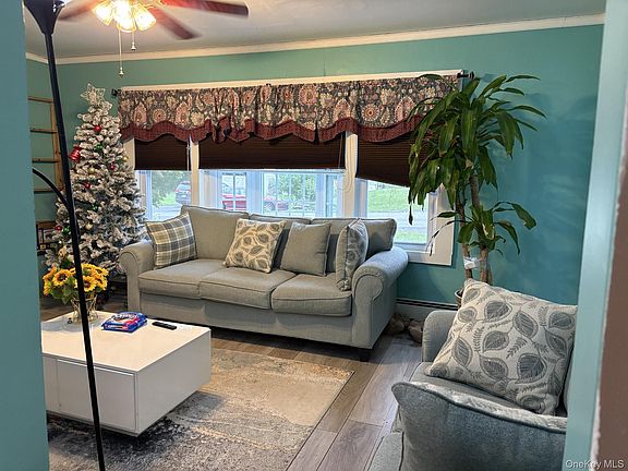 5th image of 13 Cedar Lane