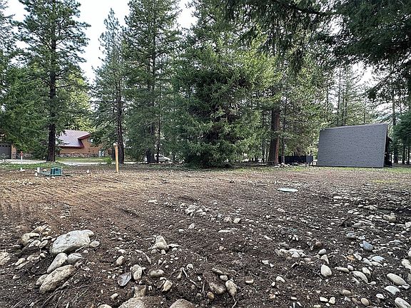 3rd image of 100 Driftwood Drive