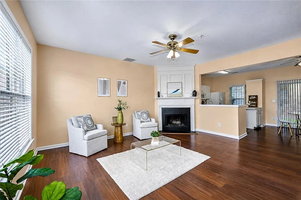 2 bed, 2.5 bath, 1218 sqft, $2,000 — Photo 4