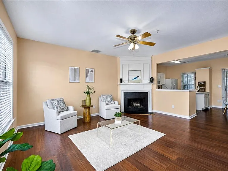 1745 Kilmington Ct — Photo 4