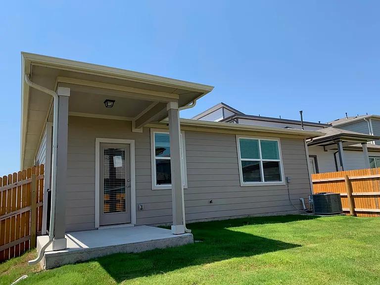 2310 Clemence Ln — Photo 9