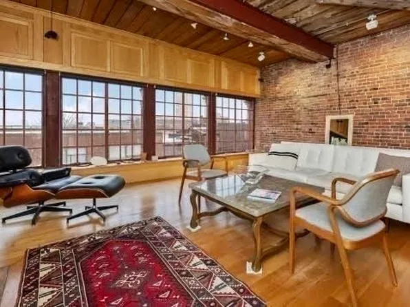 120 Fulton St #5, Boston, MA 02109