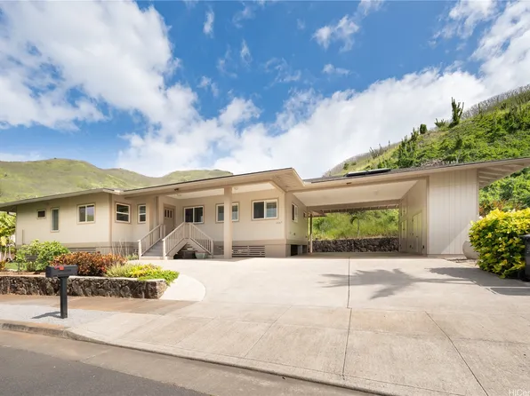 1337 Kuuna Pl, Kailua, HI 96734