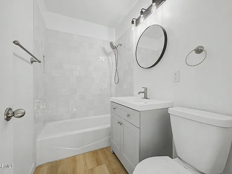 156 W Highland Ave — Photo 9