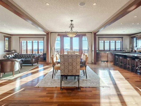 126 NW Hawks Landing Dr, Foothills County, AB T0L 1W3