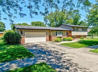 1502 Ottawa Ave, Ottawa, IL 61350