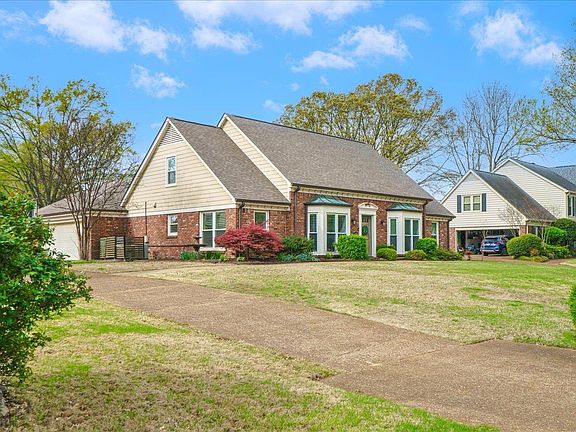 2nd image of 7881 Elm Leaf Dr