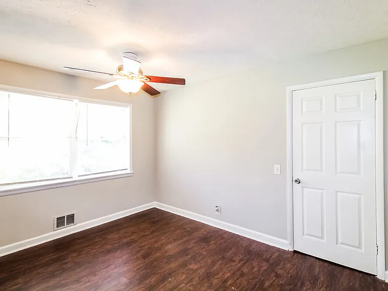 627 Grayson Pkwy — Photo 23
