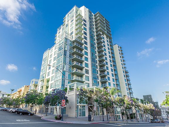 2nd image of 850 Beech #1302