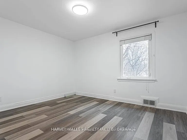 157 Viewmount Ave #MAIN — Photo 20