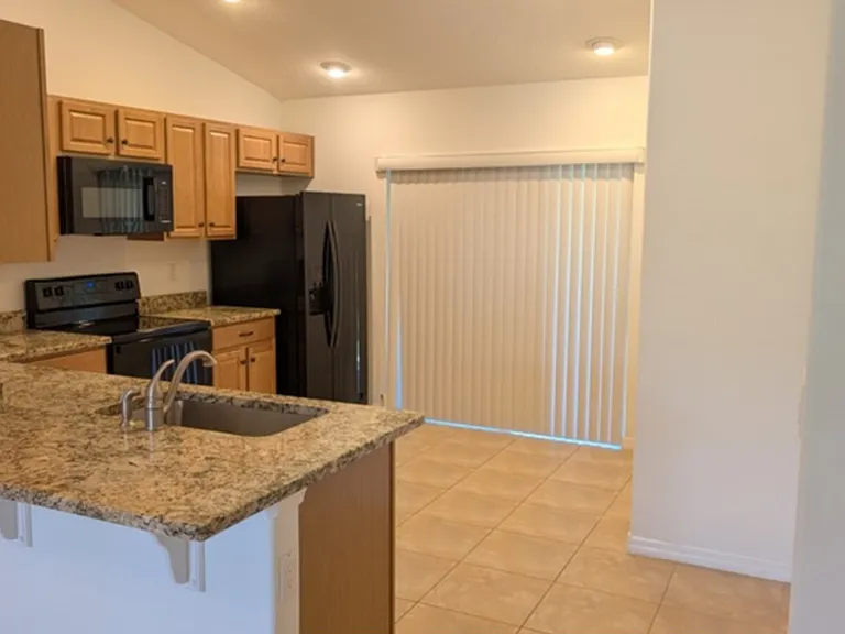 11 Pony Ln #B — Photo 6