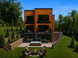 41 Mead Rd, Armonk, NY 10504