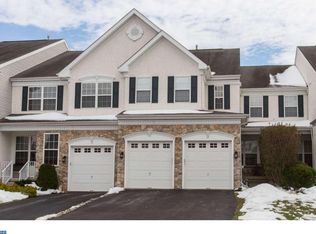 17 Portsmouth Cir, Glen Mills, PA 19342