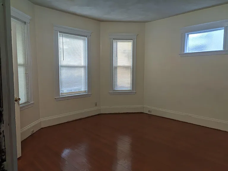 33 Fellsway E #1 — Photo 4
