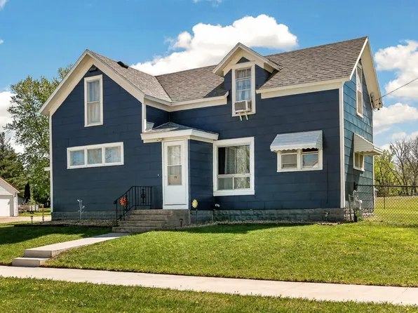 18 4th Ave NE, Dodge Center, MN 55927
