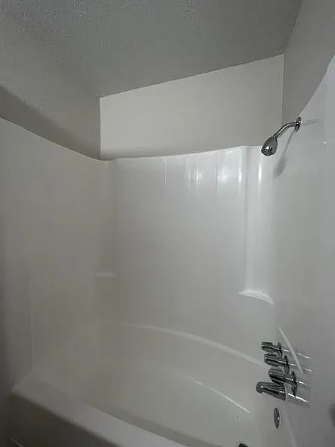 Building Photo - 84 Kingswood Dr #6