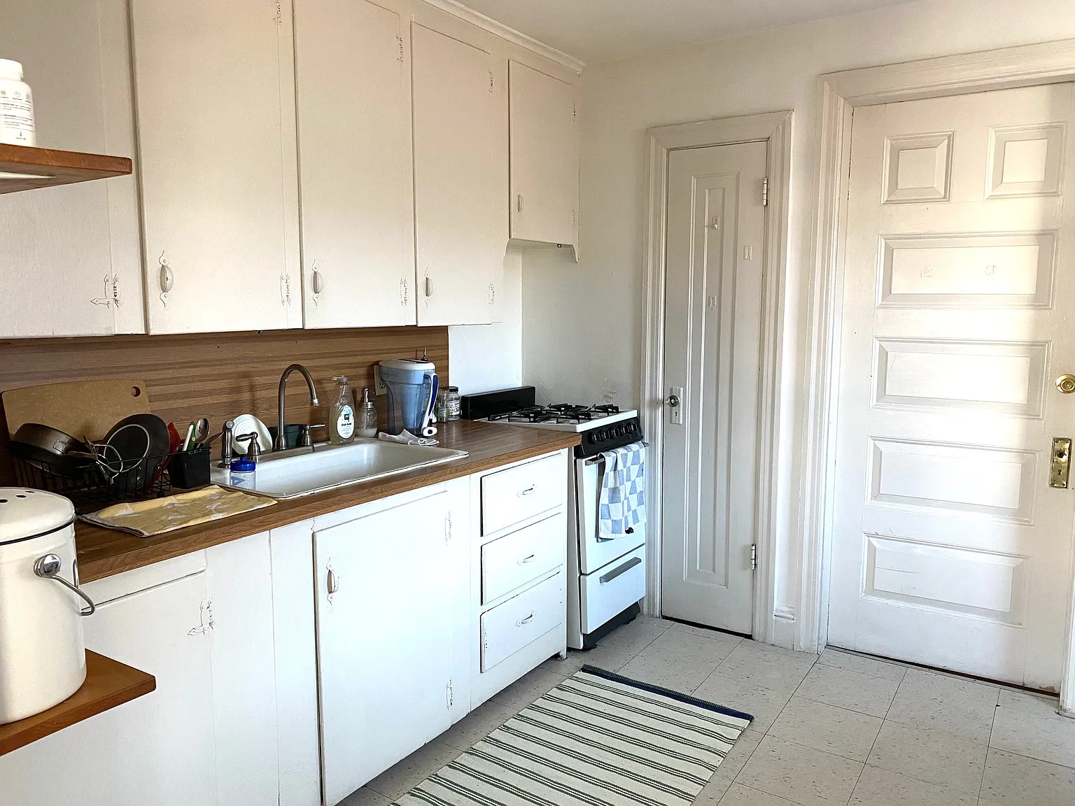 1 bed, 650 sqft, $1,900 — Photo 3