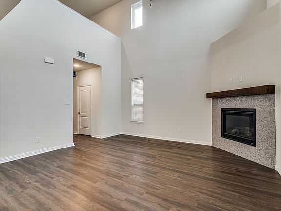5th image of 1514 Bellevue Ave
