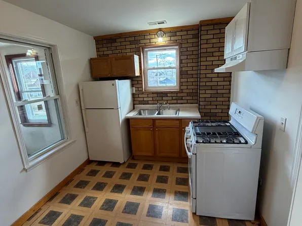 6021 S Archer Rd #3, Summit Argo, IL 60501