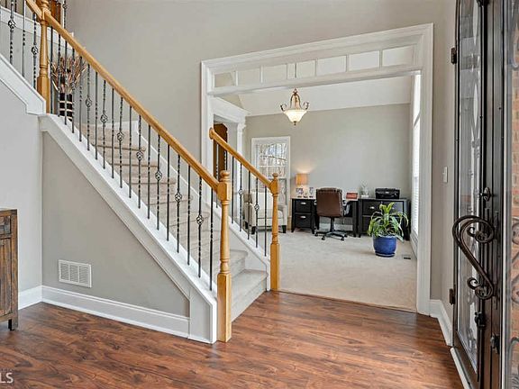 5th image of 4721 Unicoi Pl