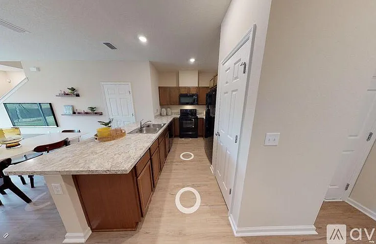 7162 Ambrosius Way — Photo 3