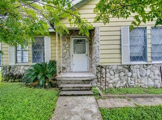 135 Woodvale St, Houston, TX 77012