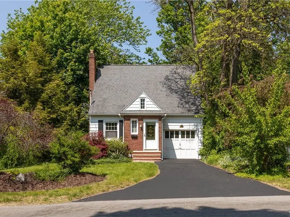302 Dorchester Rd, Syracuse, NY 13219