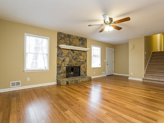 4th image of 137 Mediterranean Ln