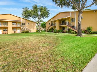 Laurels At Sherwood Condominium, Greenacres, FL 33463