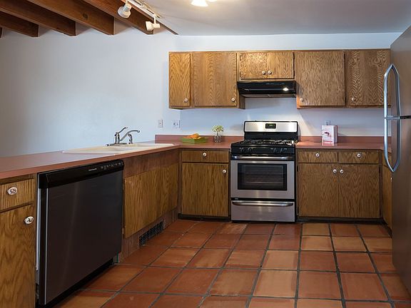 3rd image of 1506 Avenida De Las Americas
