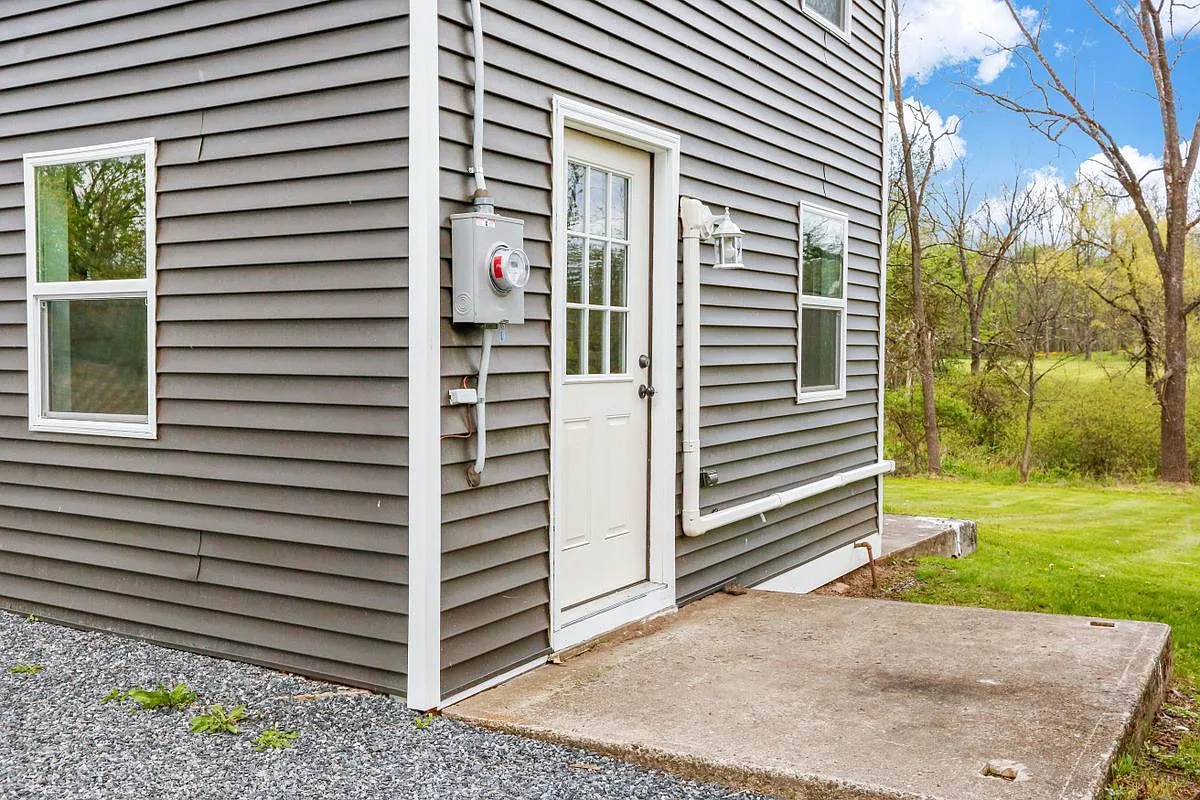 1 bed, 1.0 bath, 800 sqft, $1,800 — Photo 2