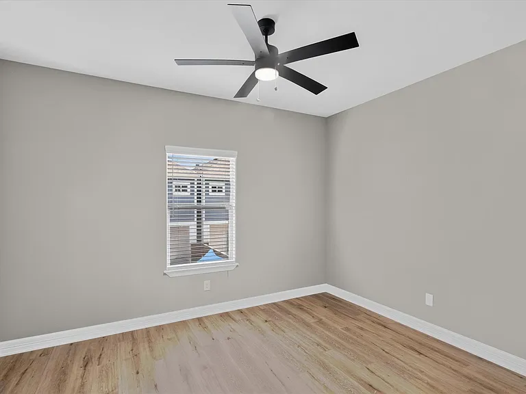 3323 Dennis St #A — Photo 10