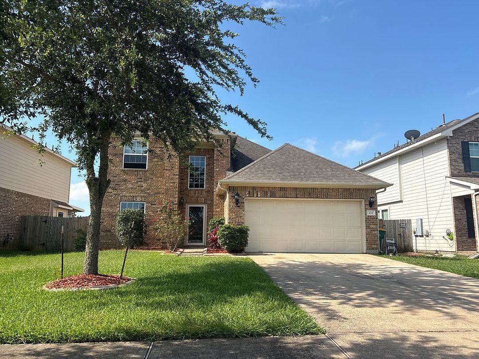 1st image of 414 Havenstone Ln