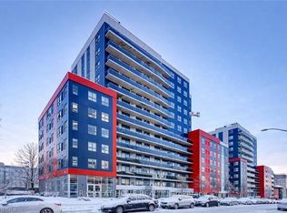 258 A Sunview St #121, Waterloo, ON N2L 0H7