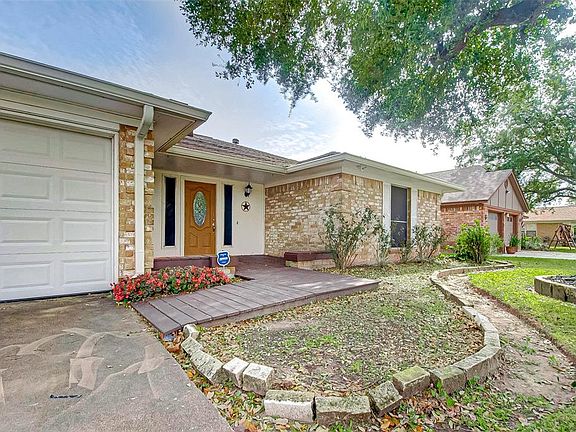 5th image of 3914 Windsor Dr