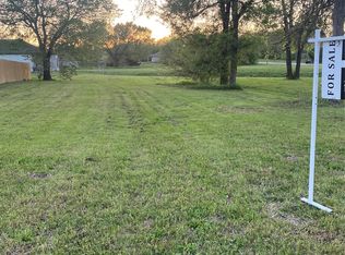 1108 Wright St, Greenville, TX 75401