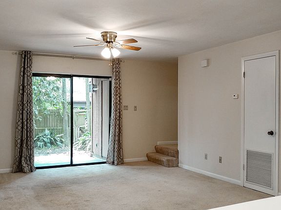 5th image of 6941 SW 45th Ave